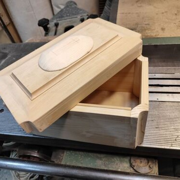 ΞΥΛΙΝΟ ΚΟΥΤΙ ΜΑΣΙΦ ΜΕ ΚΑΠΑΚΙ