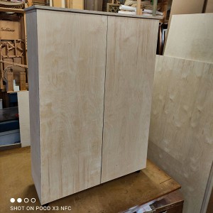 ΝΤΟΥΛΑΠΙ ΚΟΝΤΡΑ ΠΛΑΚΕ 