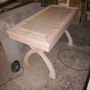 ΣΚΑΛΙΣΤΟ ΤΡΑΠΕΖΙ